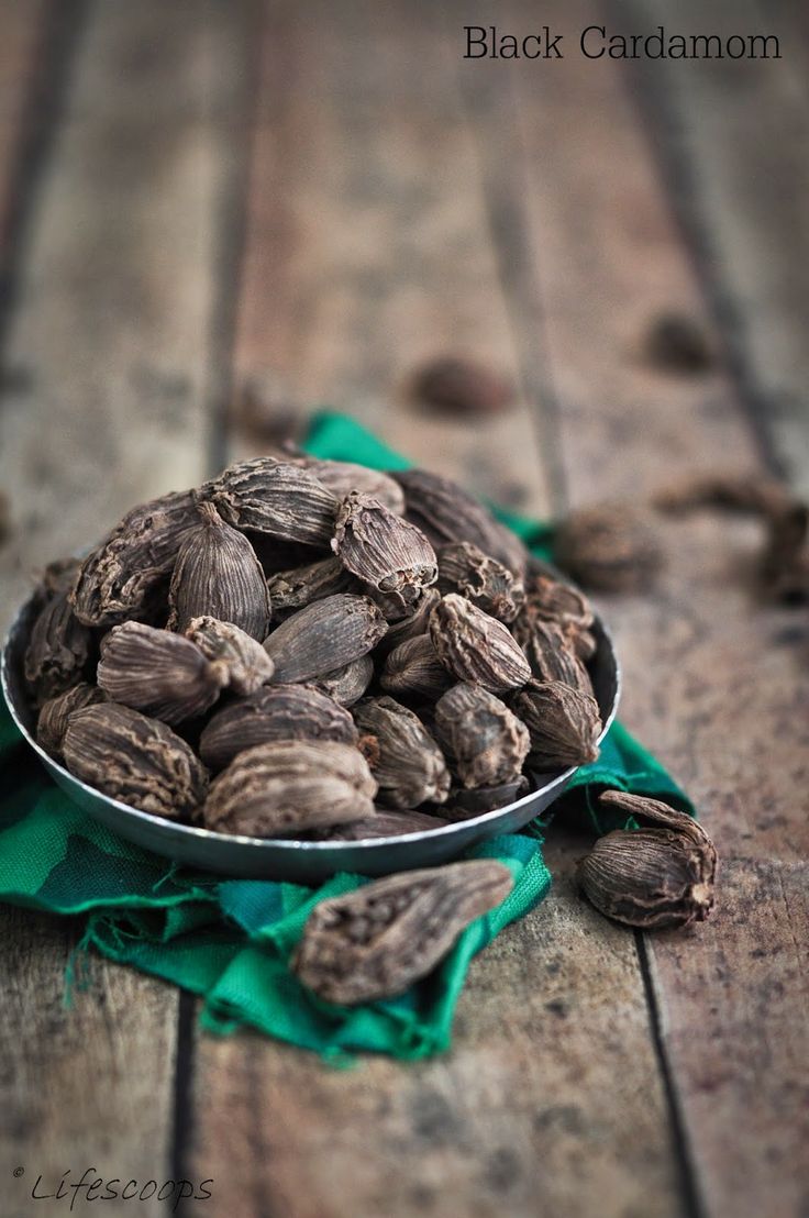 Black cardamom (Elaichi)