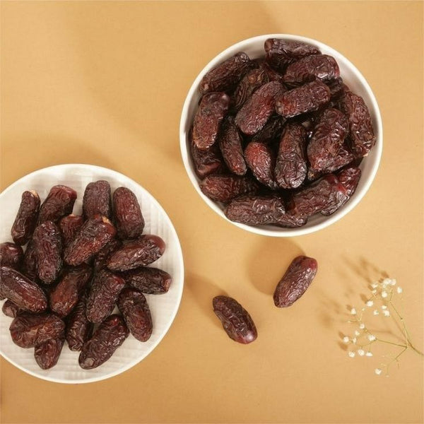 Amber Dates